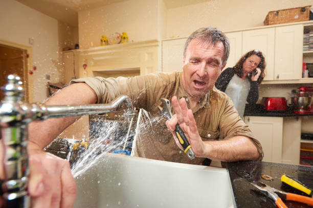 Best Local water damage restoration  in Suwanee, GA